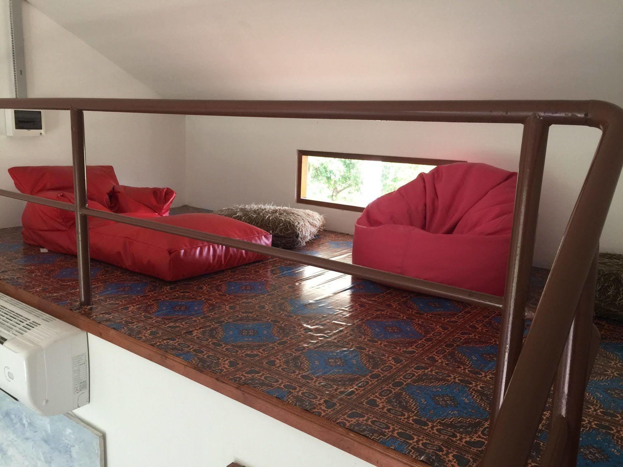 Tree Roots Retreat Hotel ระยอง ภายนอก รูปภาพ