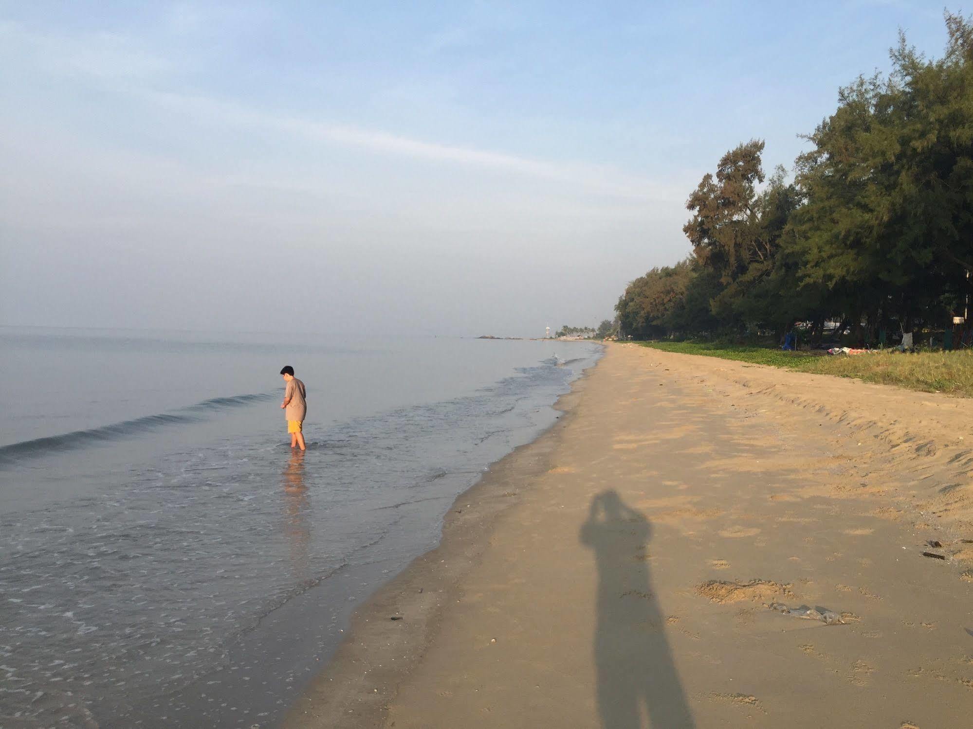 Tree Roots Retreat Hotel ระยอง ภายนอก รูปภาพ